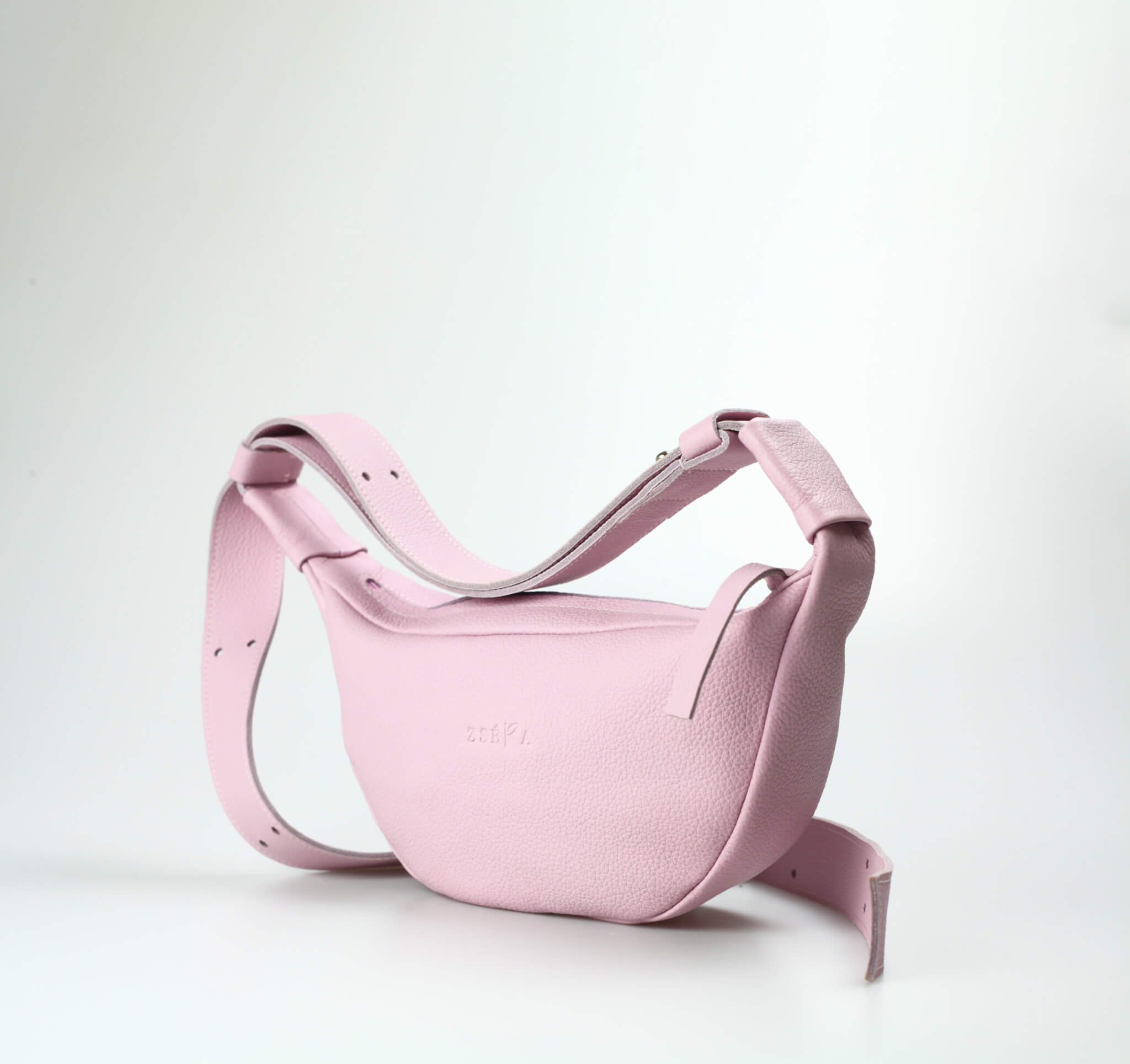 Zseka Leather goods-Puder ovtaska2 Zseka Leather goods-Puder ovtaska2