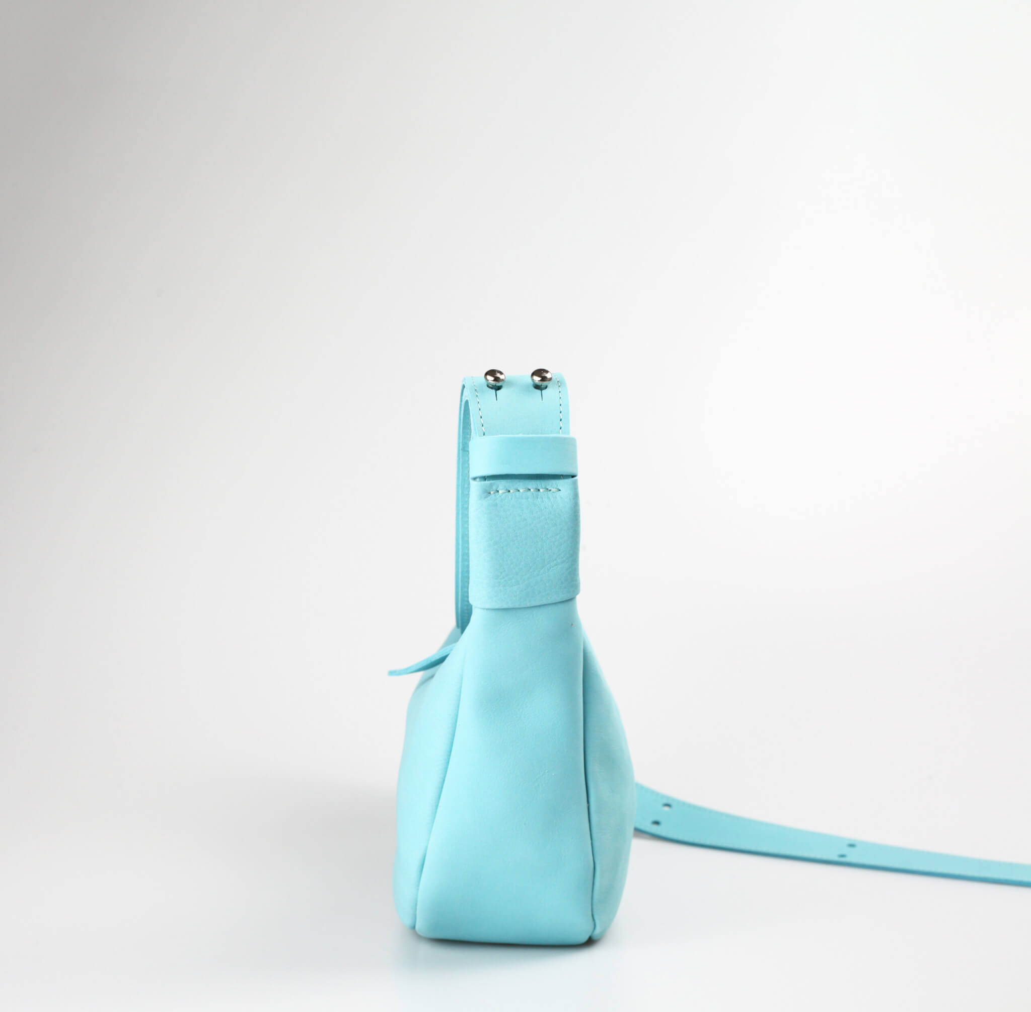 Zséka Leather goods-kék övtáska7 Zseka-Leather-goods-kek övtáska7